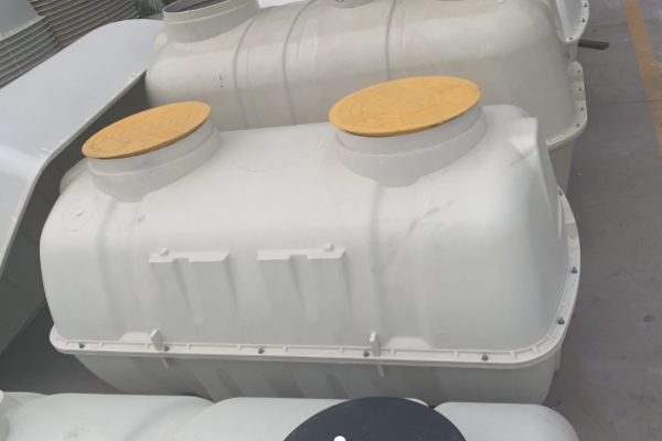 傳統化糞池與玻璃鋼化糞池相比有哪些不同 傳統化糞池與玻璃鋼化糞池相比有哪些不同