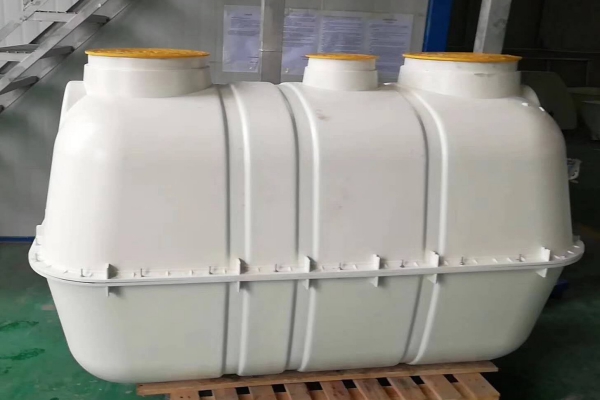 SMC模壓玻璃鋼化糞池在選擇時需要關注哪些問題 SMC模壓玻璃鋼化糞池在選擇時需要關注哪些問題